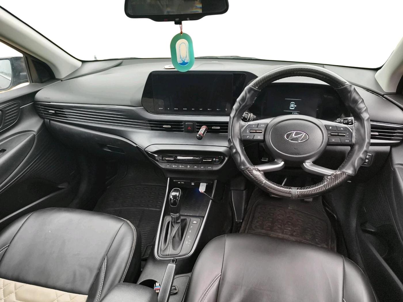 2022 Hyundai NEW I20 ASTA (O) 1.2 AT, Petrol, Automatic, 21,098 km, interior