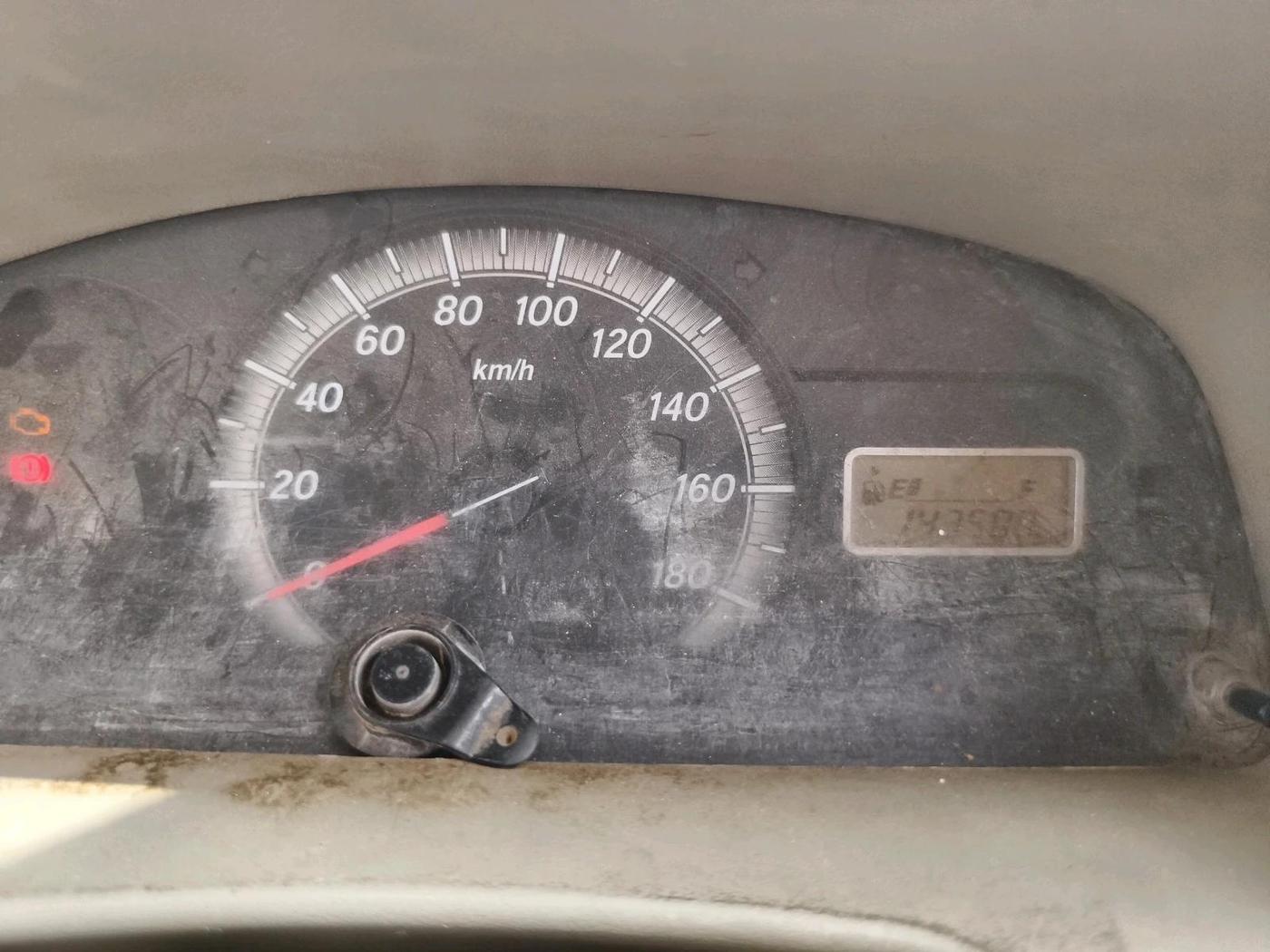 2016 Maruti Eeco 7 STR, CNG, Manual, 1,43,500 km, interior