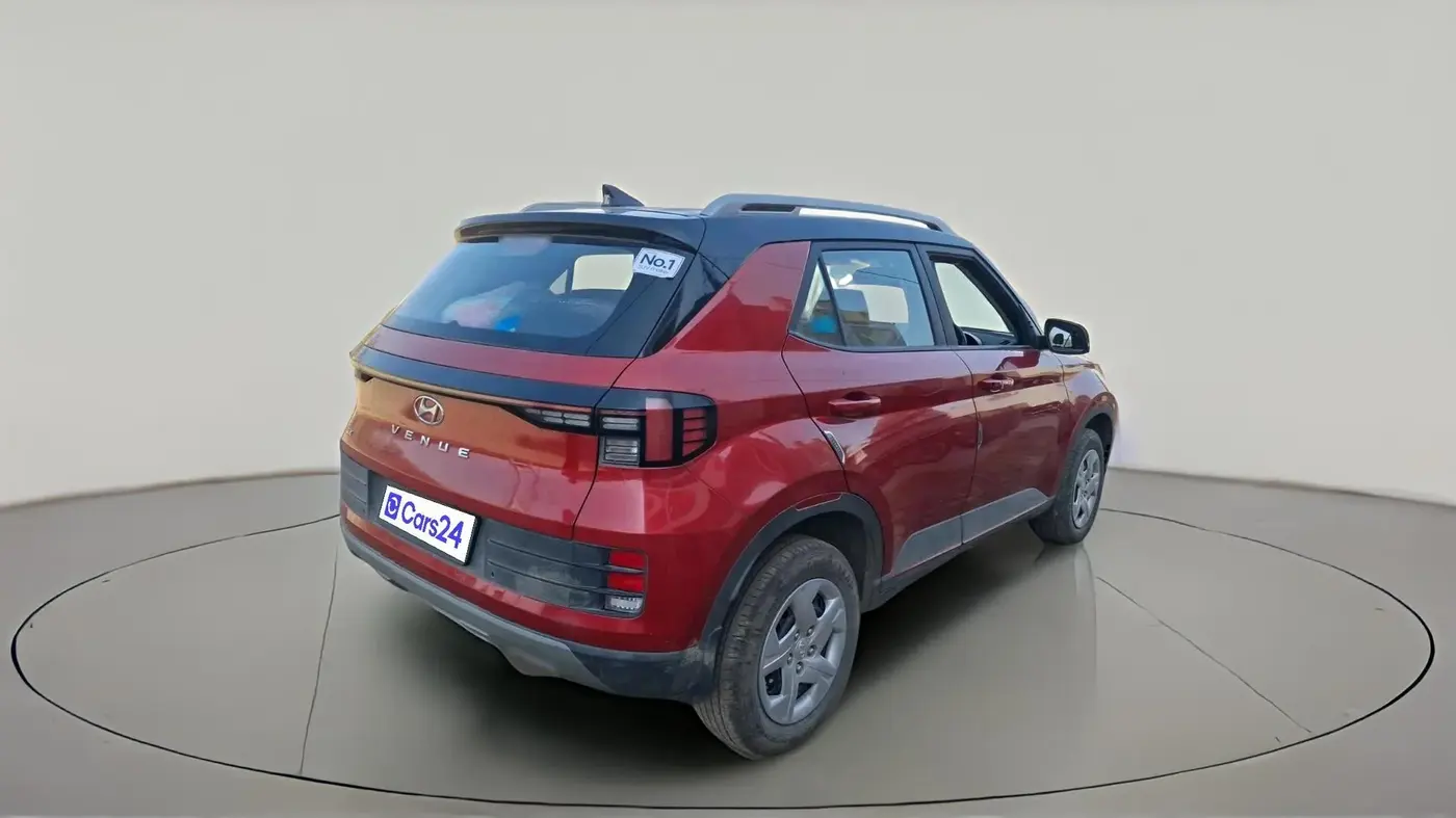 2022 Hyundai VENUE SX 1.2 PETROL DUAL TONE, Petrol, Manual, 13,500 km, exterior