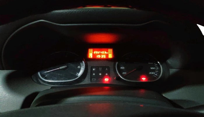 2013 Renault Duster 85 PS RXE DIESEL, Diesel, Manual, 2,02,403 km, interior