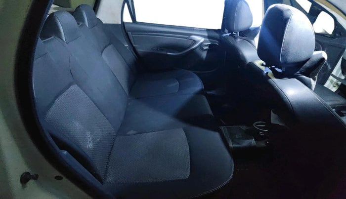 2013 Renault Duster 85 PS RXE DIESEL, Diesel, Manual, 2,02,403 km, interior