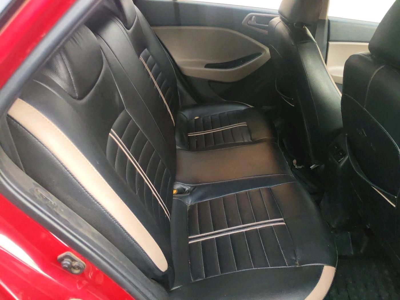 2017 Hyundai Elite i20 SPORTZ 1.2, CNG, Manual, 1,14,211 km, interior