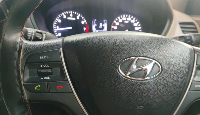 2017 Hyundai Elite i20 SPORTZ 1.2, CNG, Manual, 1,14,211 km, interior