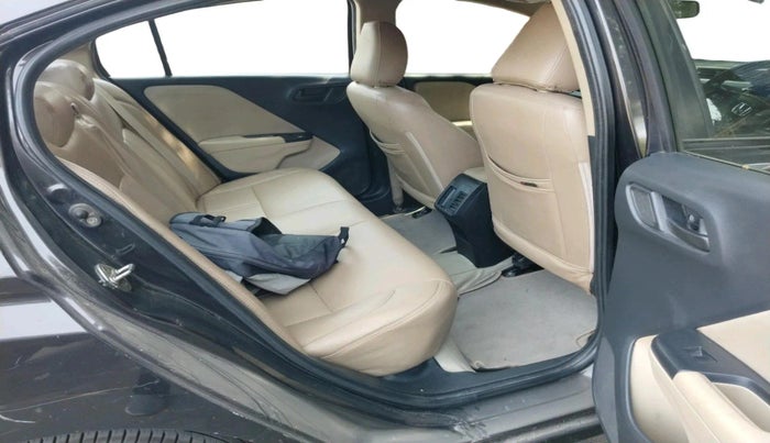 2015 Honda City 1.5L I-DTEC SV, Diesel, Manual, 1,46,499 km, interior