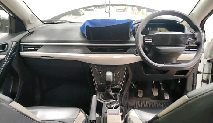 2025 Tata NEXON Creative 1.2 iCNG, CNG, Manual, 7,686 km, interior