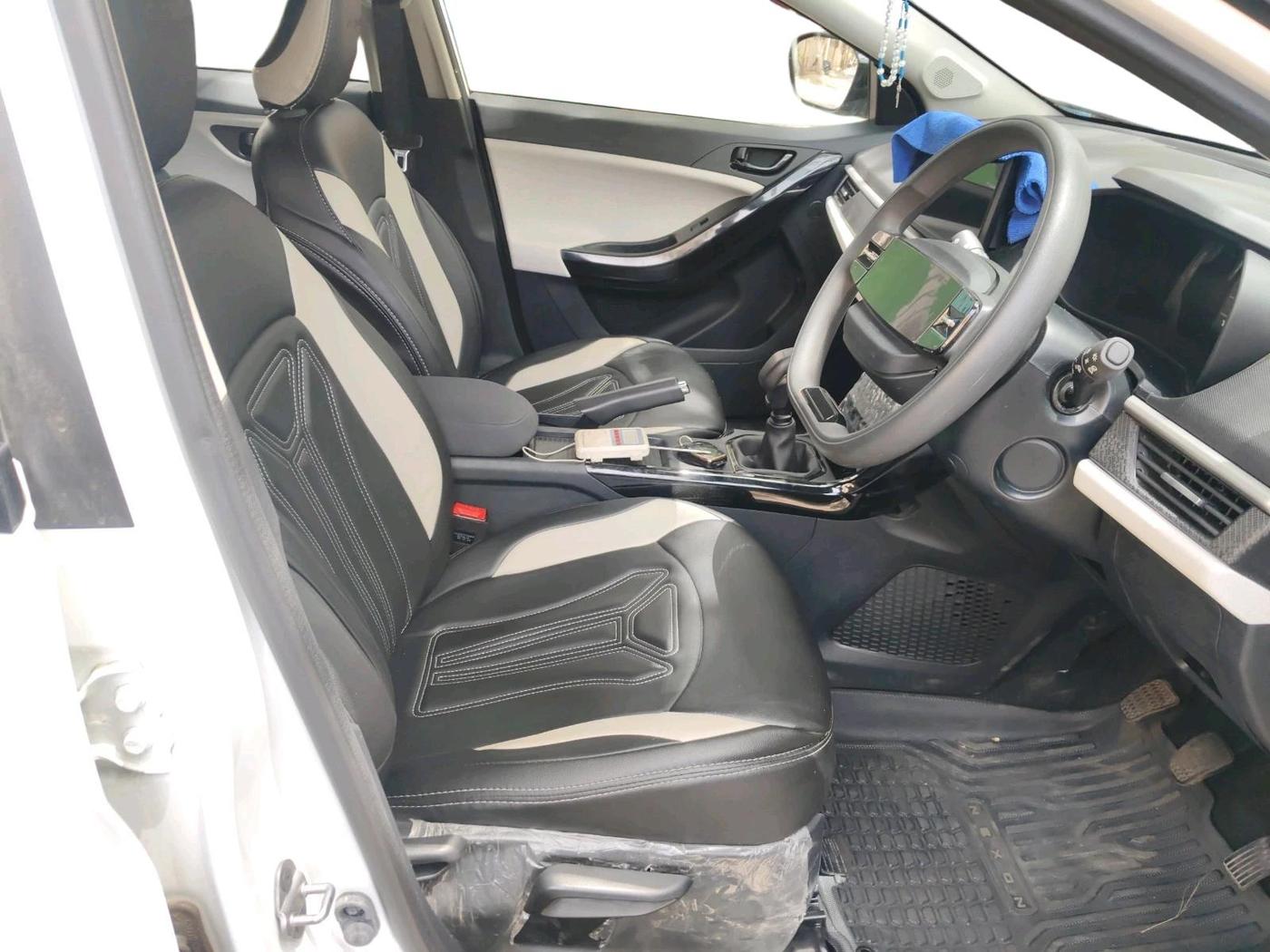 2025 Tata NEXON Creative 1.2 iCNG, CNG, Manual, 7,686 km, interior