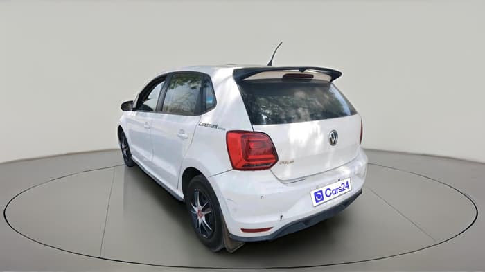 2020 Volkswagen Polo TRENDLINE 1.0L, CNG, Manual, 1,19,198 km, exterior