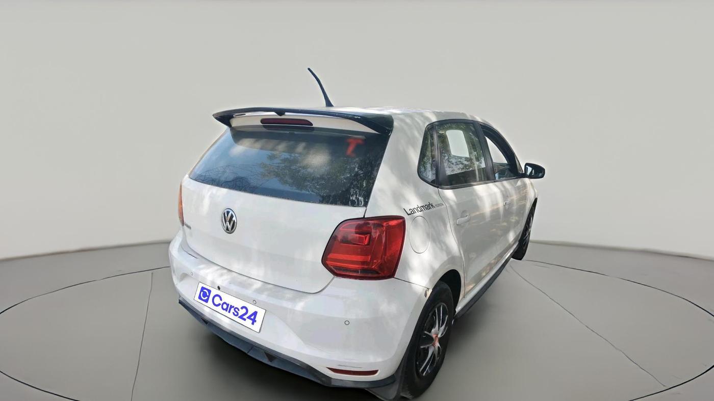 2020 Volkswagen Polo TRENDLINE 1.0L, CNG, Manual, 1,19,198 km, exterior