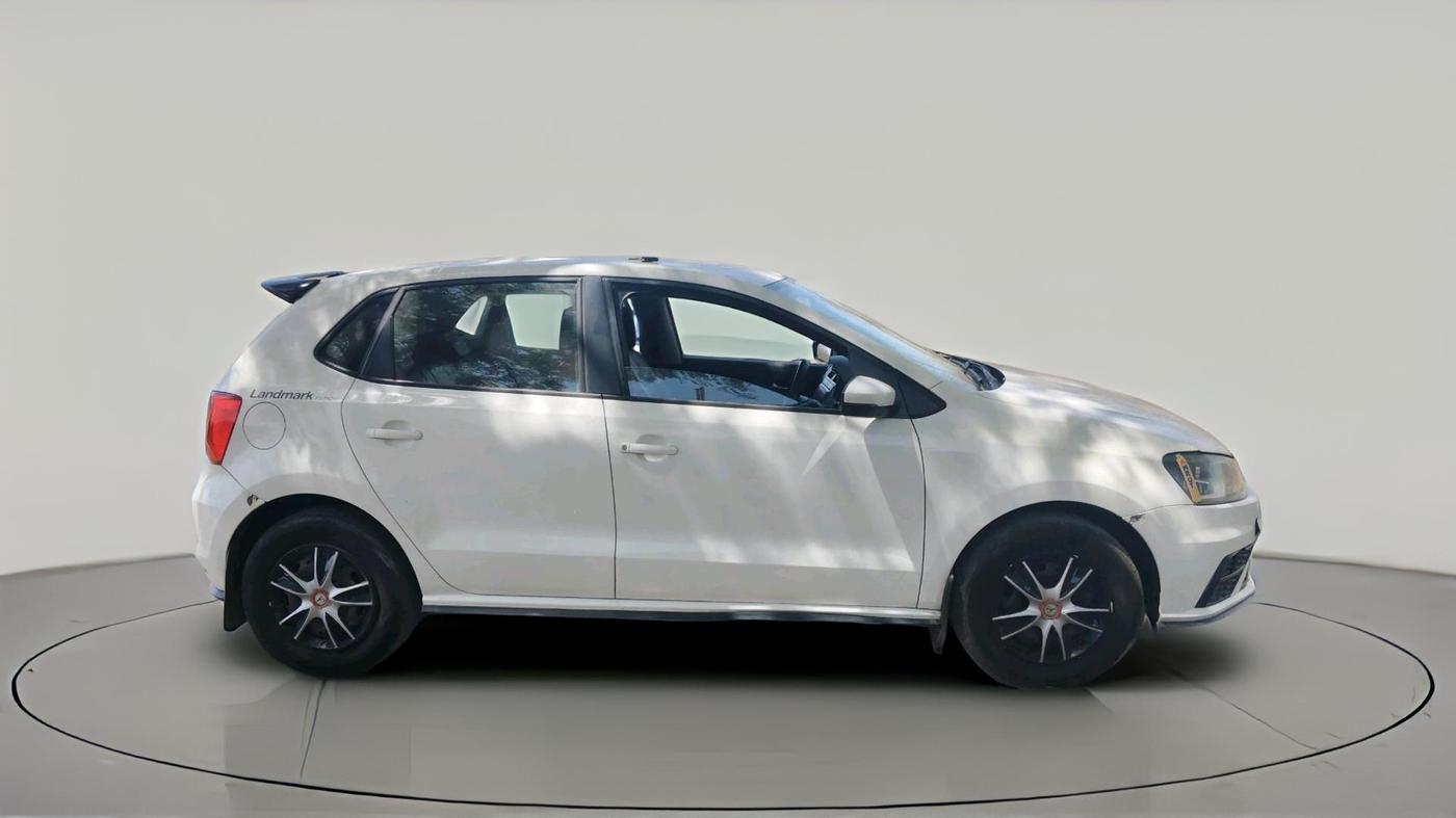 2020 Volkswagen Polo TRENDLINE 1.0L, CNG, Manual, 1,19,198 km, exterior
