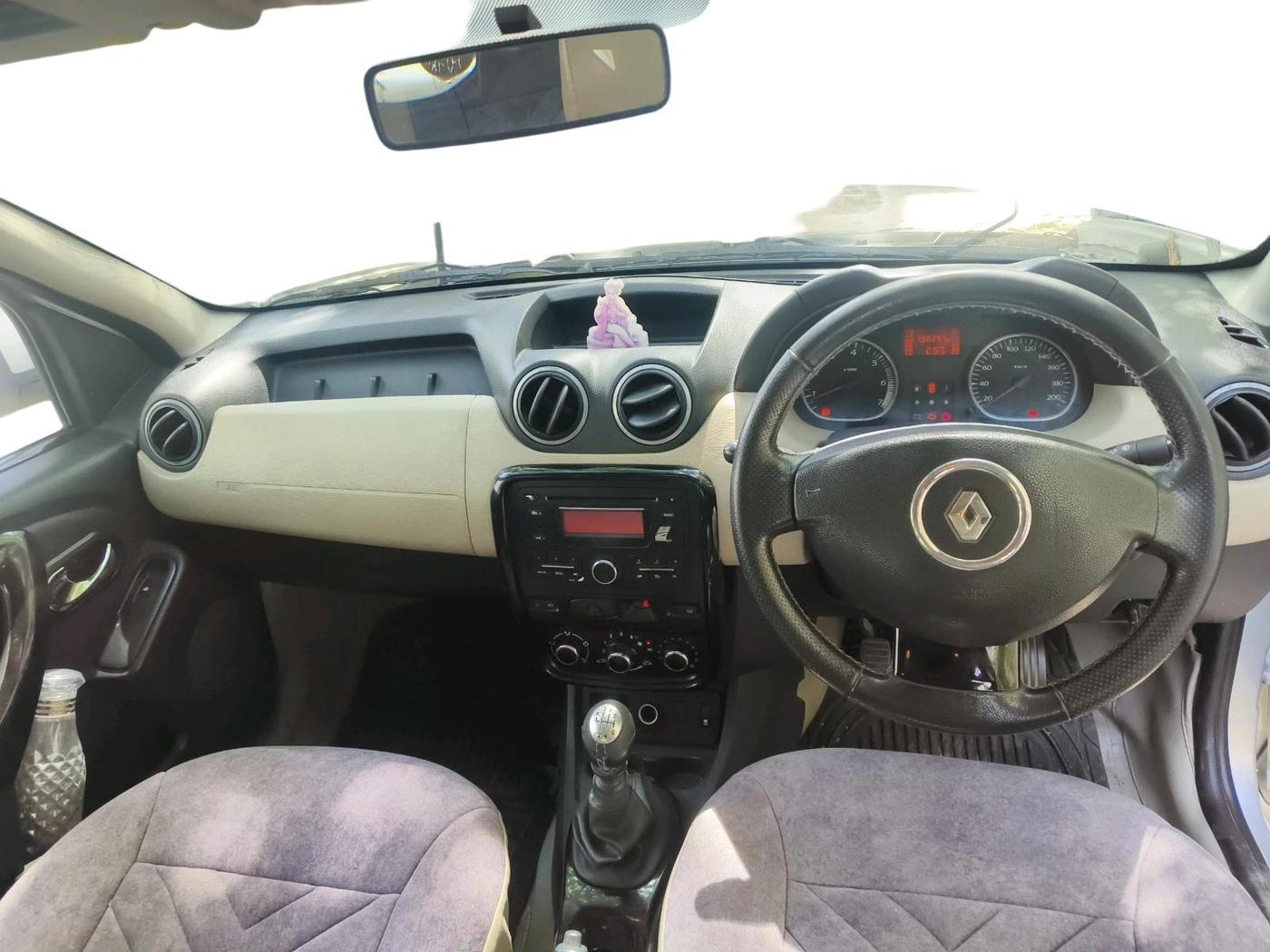 2012 Renault Duster 110 PS RXZ DIESEL, Diesel, Manual, 1,90,241 km, interior