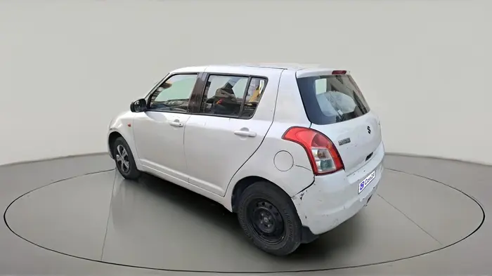 2010 Maruti Swift LXI, CNG, Manual, 1,26,522 km, exterior