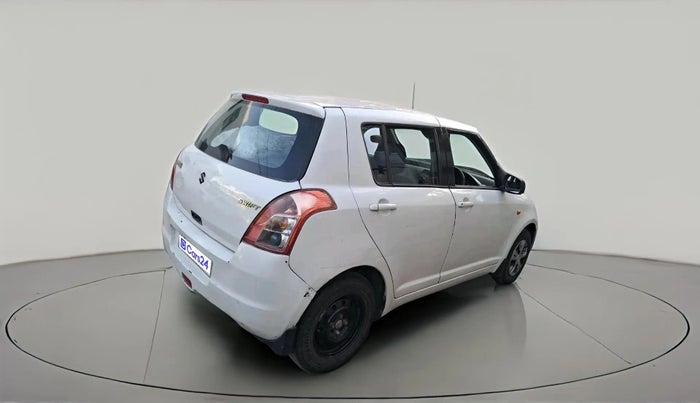 2010 Maruti Swift LXI, CNG, Manual, 1,26,522 km, exterior