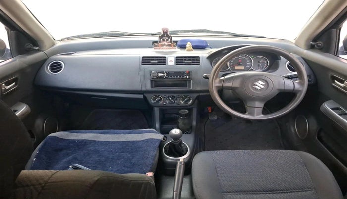 2010 Maruti Swift LXI, CNG, Manual, 1,26,522 km, interior