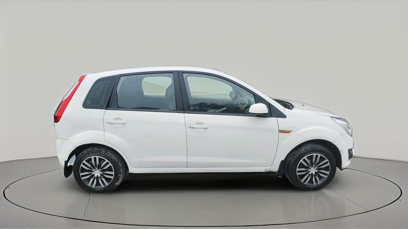 2013 Ford Figo TITANIUM 1.4 DIESEL, Diesel, Manual, 1,21,218 km, exterior