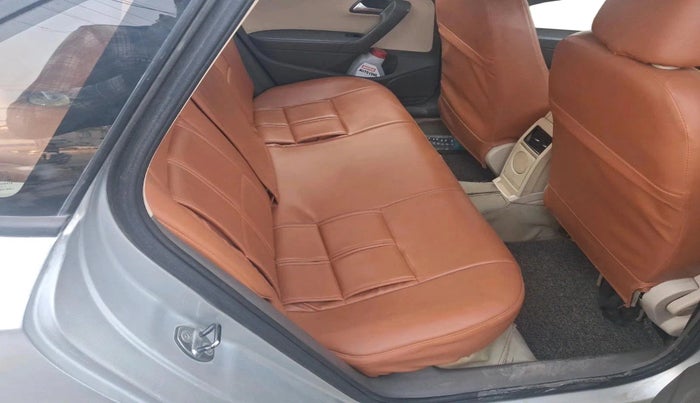 2013 Volkswagen Vento COMFORTLINE DIESEL 1.6, Diesel, Manual, 2,82,559 km, interior