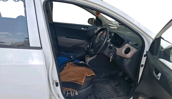 2018 Hyundai Grand i10 SPORTZ 1.2 KAPPA VTVT, Petrol, Manual, 69,684 km, interior