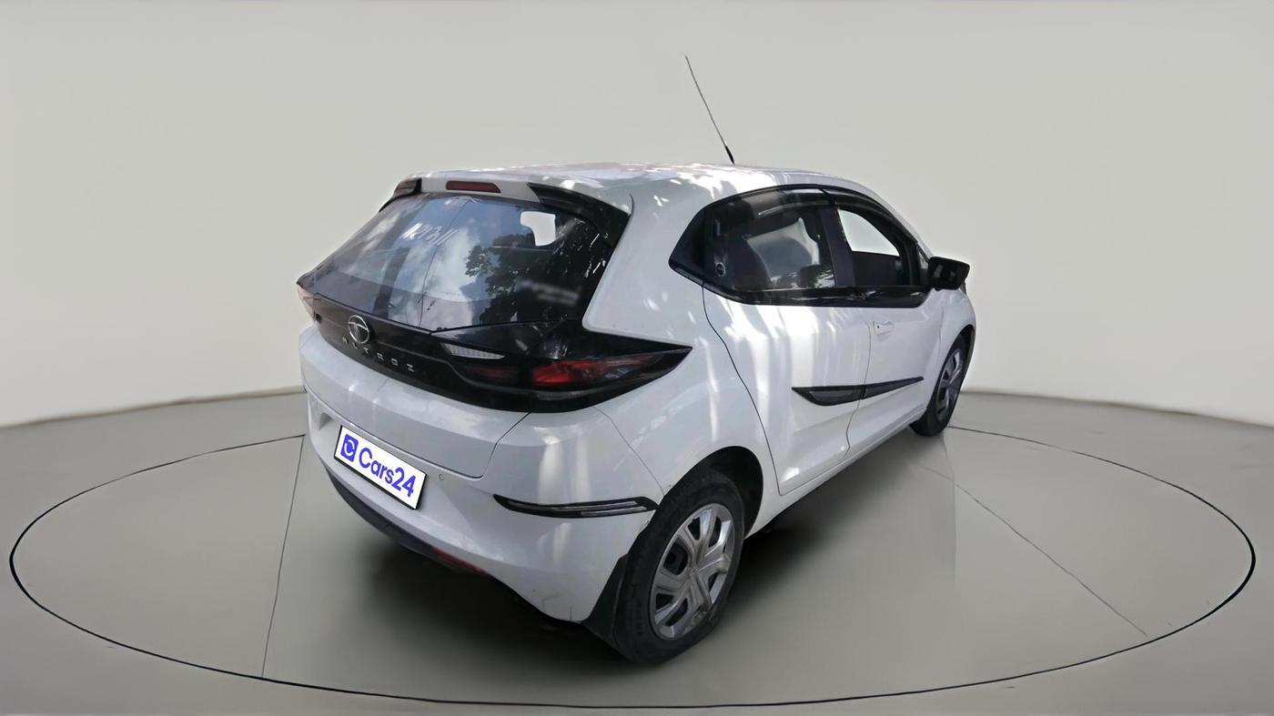 2023 Tata ALTROZ XM PLUS PETROL, CNG, Manual, 31,500 km, exterior