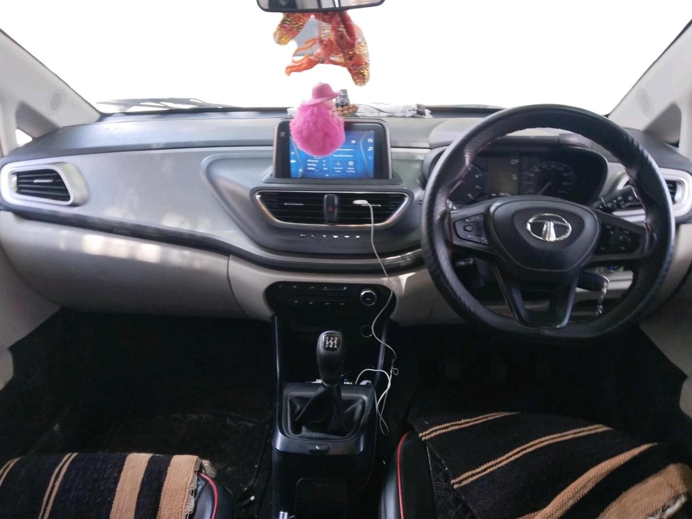 2023 Tata ALTROZ XM PLUS PETROL, CNG, Manual, 31,500 km, interior