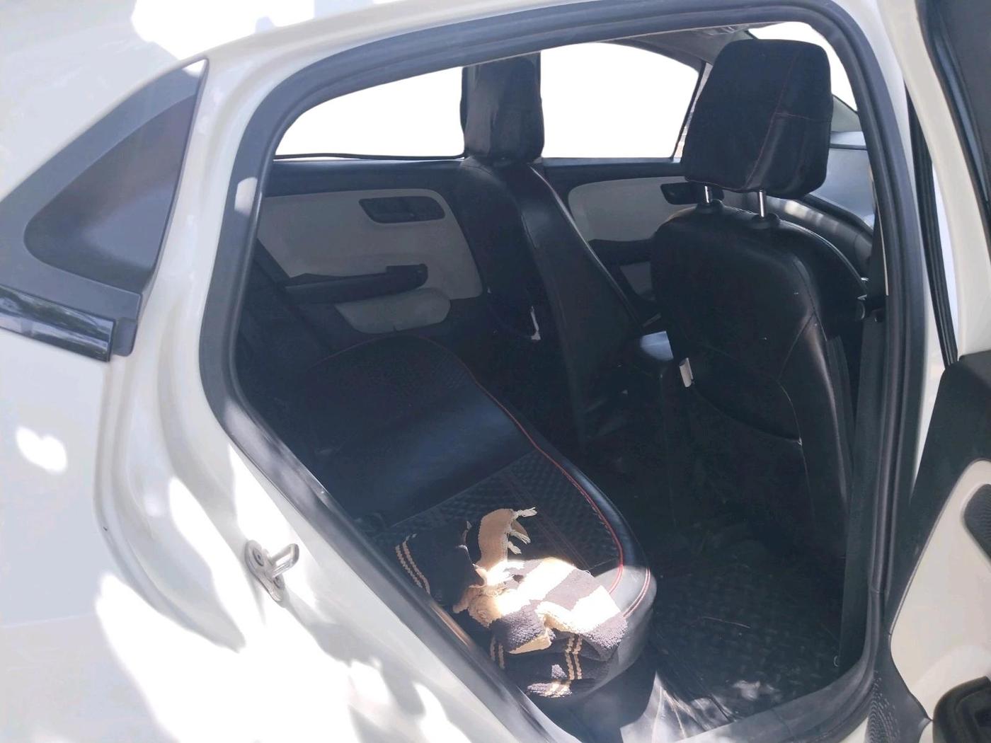 2023 Tata ALTROZ XM PLUS PETROL, CNG, Manual, 31,500 km, interior