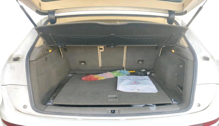 2014 Audi Q5 2.0 TDI quattro Premium, Diesel, Automatic, 1,96,413 km, exterior