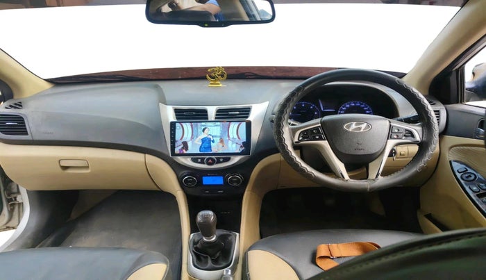 2012 Hyundai Verna FLUIDIC 1.6 CRDI SX, Diesel, Manual, 89,325 km, interior