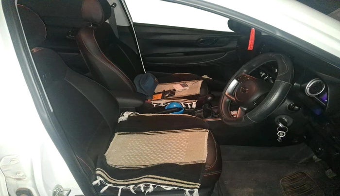 2023 Hyundai NEW I20 MAGNA 1.2 MT, Petrol, Manual, 12,506 km, interior