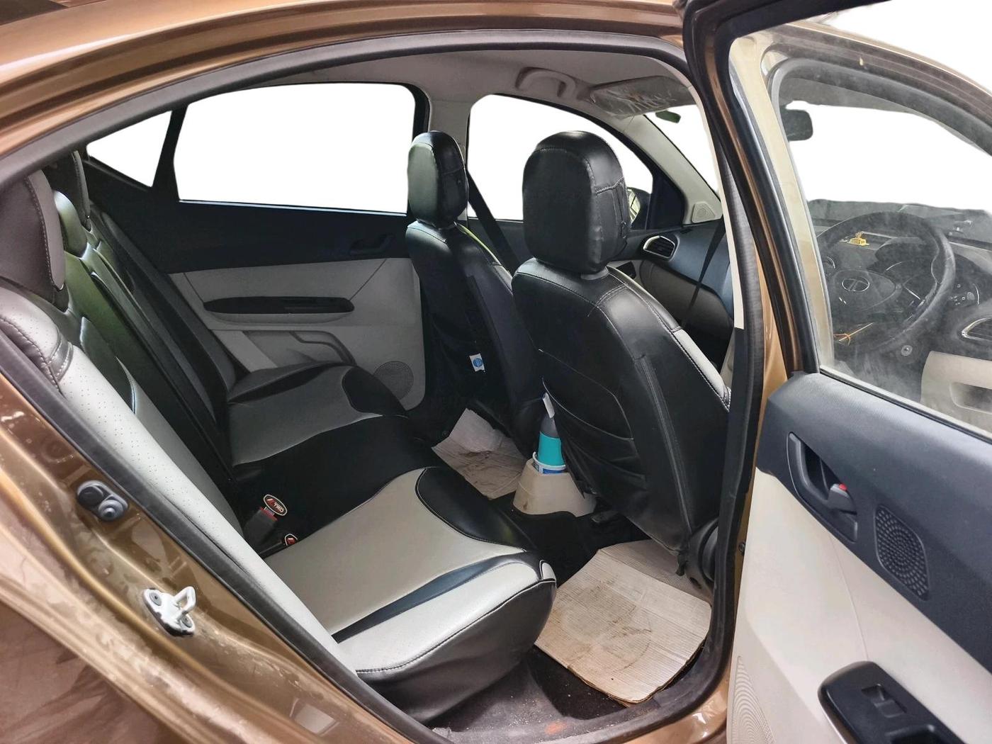2024 Tata TIGOR XZ CNG, CNG, Manual, 31,406 km, interior