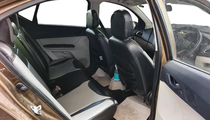 2024 Tata TIGOR XZ CNG, CNG, Manual, 31,406 km, interior