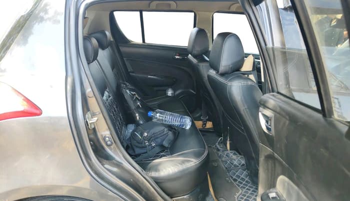 2015 Maruti Swift VDI, Diesel, Manual, 1,75,817 km, interior
