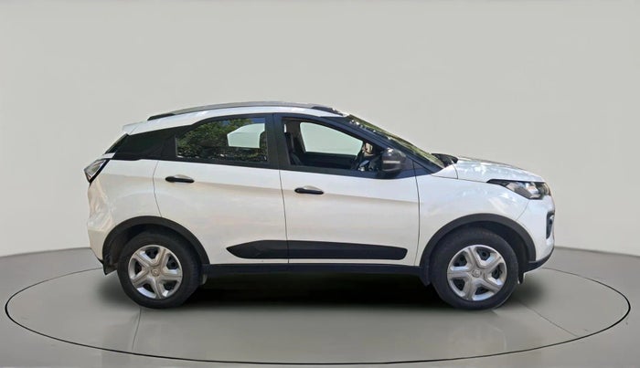 2022 Tata NEXON XMA SUNROOF PETROL, CNG, Automatic, 82,822 km, exterior