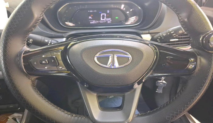 2022 Tata NEXON XMA SUNROOF PETROL, CNG, Automatic, 82,822 km, interior