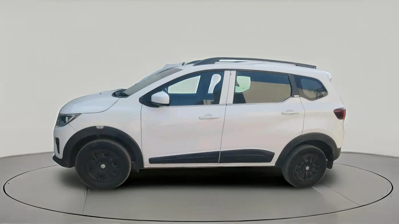 2020 Renault TRIBER RXL MT, Petrol, Manual, 1,61,490 km, exterior