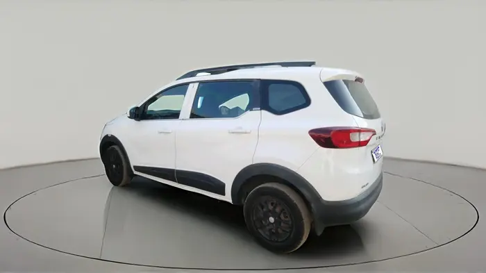 2020 Renault TRIBER RXL MT, Petrol, Manual, 1,61,490 km, exterior