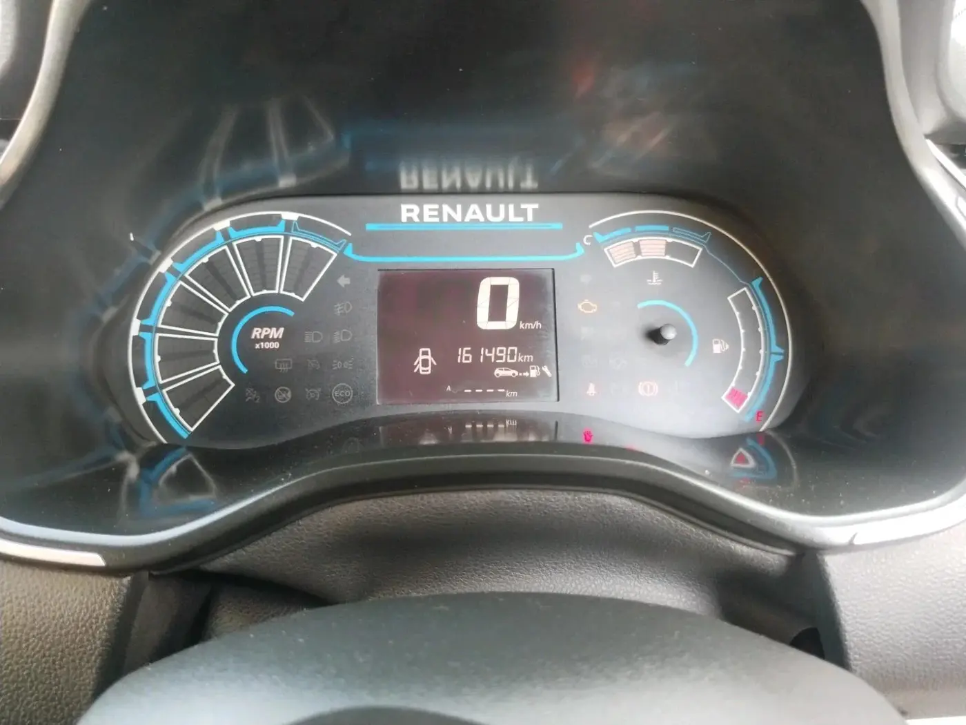 2020 Renault TRIBER RXL MT, Petrol, Manual, 1,61,490 km, interior