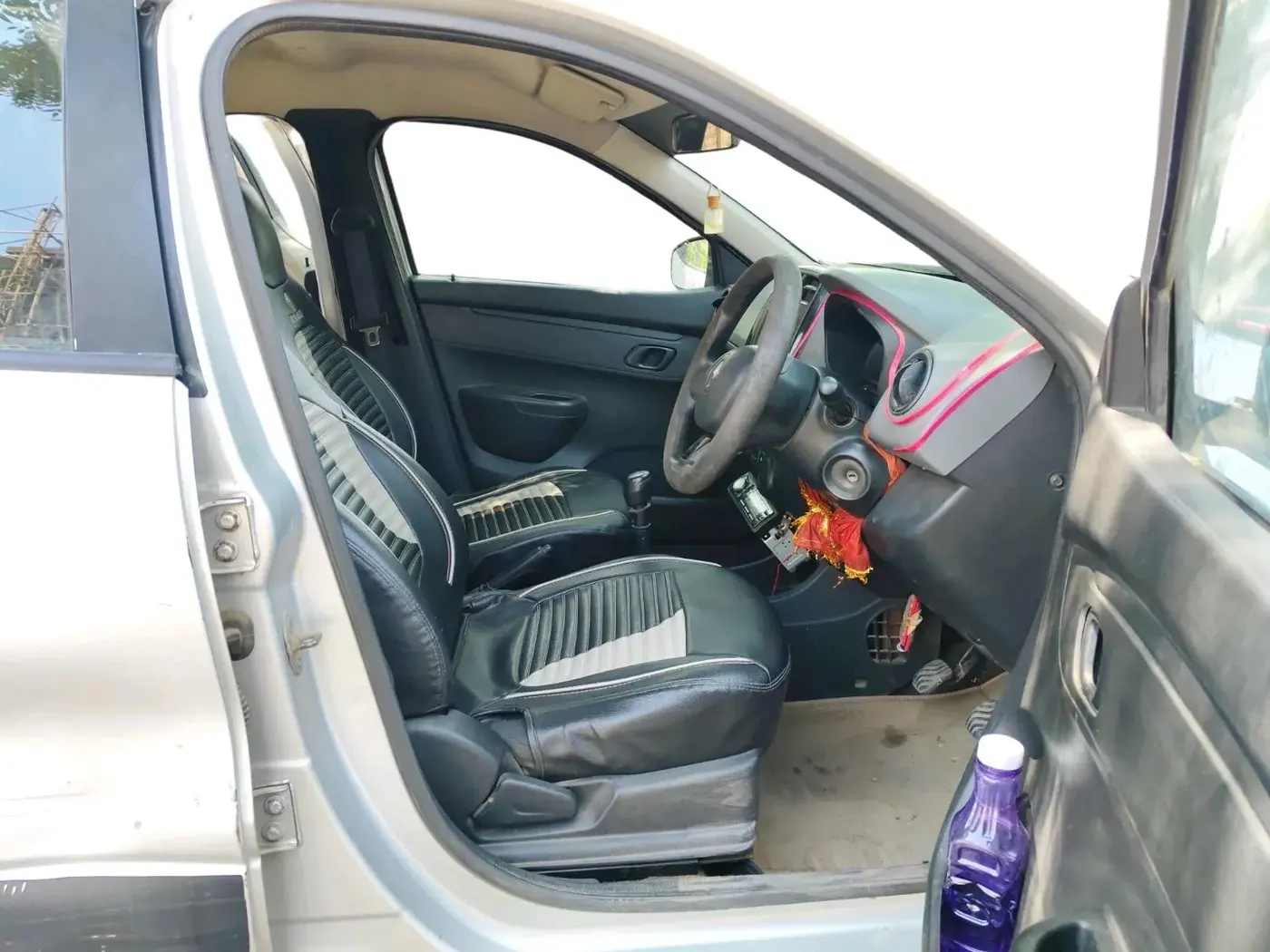 2018 Renault Kwid RXT 0.8, Petrol, Manual, 74,815 km, interior