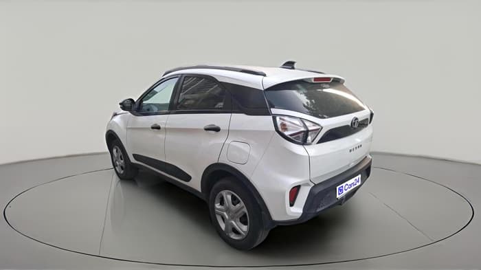 2022 Tata NEXON XM PLUS SUNROOF PETROL, CNG, Manual, 31,693 km, exterior