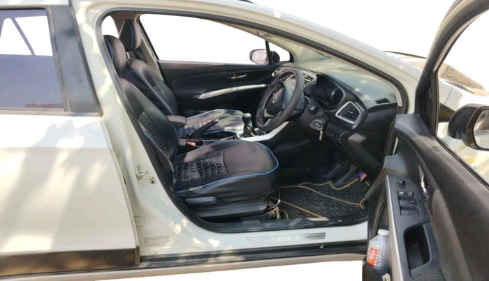 2015 Maruti S Cross DELTA 1.3, Diesel, Manual, 1,53,875 km, interior