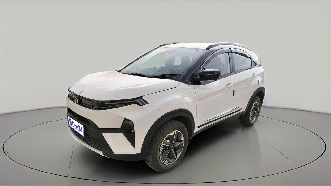 2024 Tata NEXON CREATIVE PLUS 1.5 REVOTORQ 6 MT, Diesel, Manual, 15,872 km, exterior