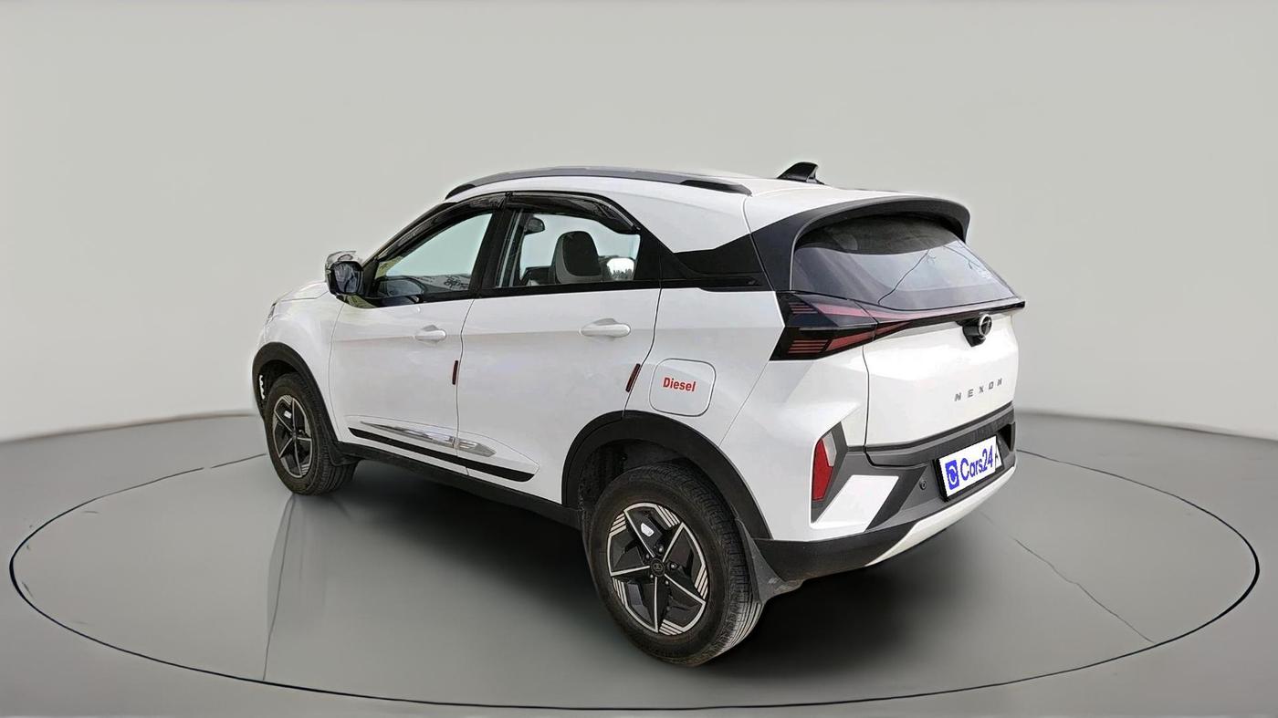 2024 Tata NEXON CREATIVE PLUS 1.5 REVOTORQ 6 MT, Diesel, Manual, 15,872 km, exterior