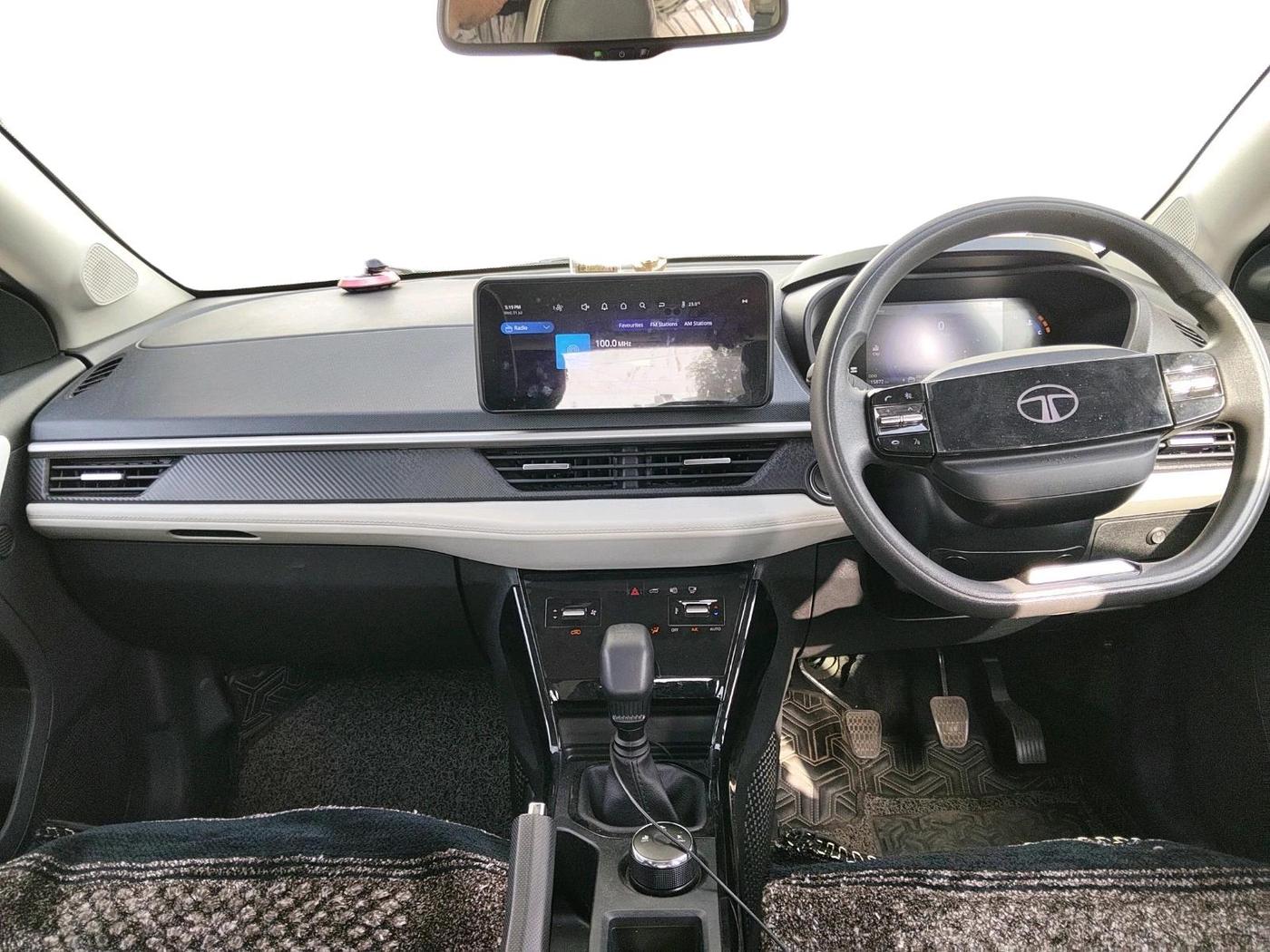 2024 Tata NEXON CREATIVE PLUS 1.5 REVOTORQ 6 MT, Diesel, Manual, 15,872 km, interior