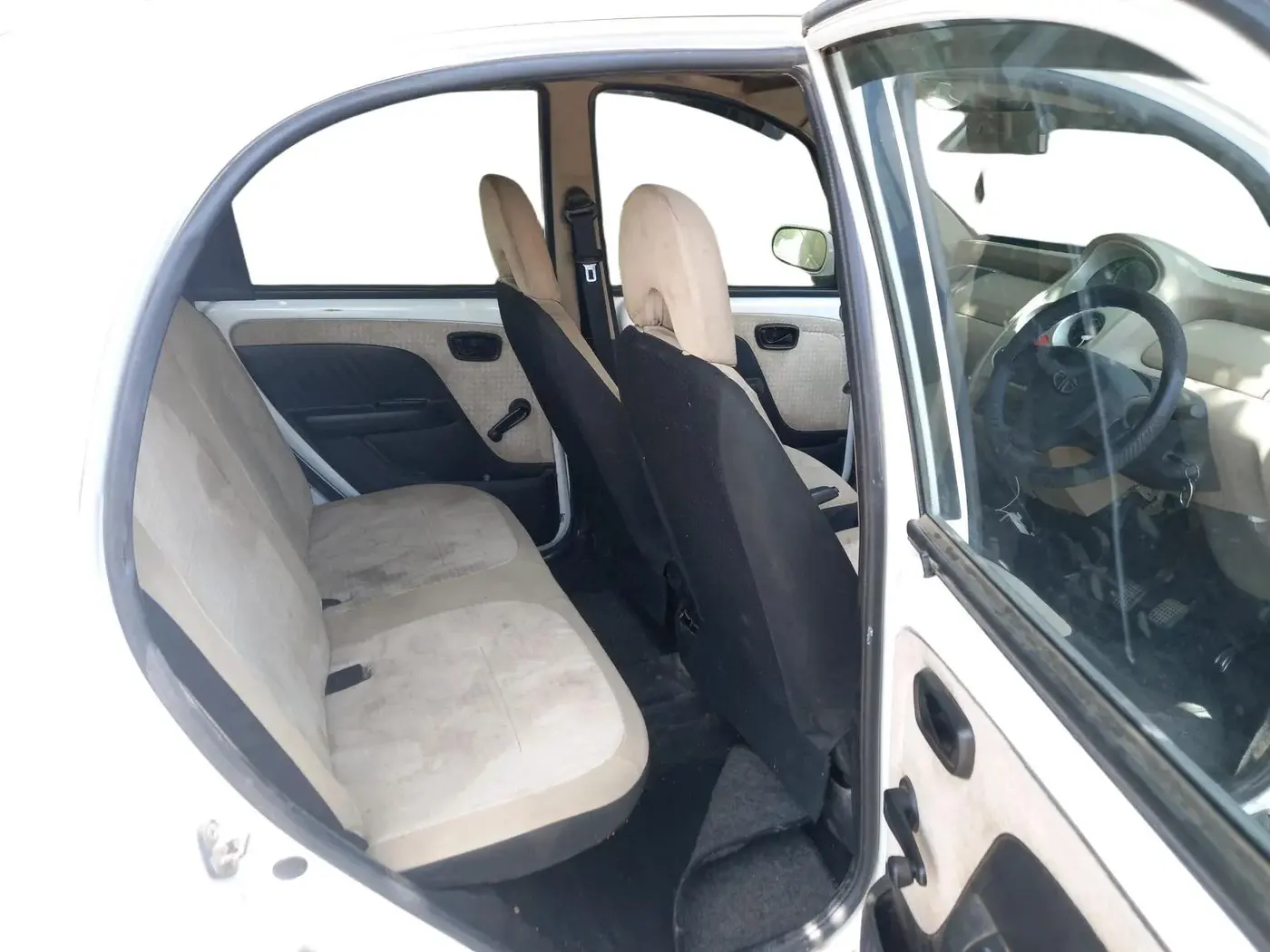 2014 Tata Nano EMAX LX CNG, CNG, Manual, 1,52,173 km, interior