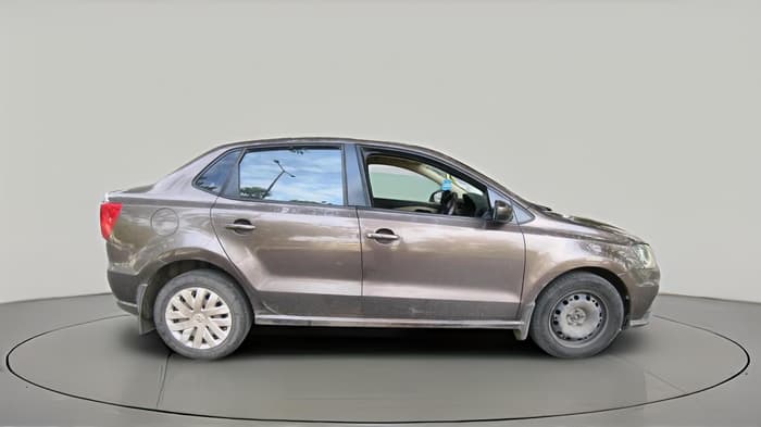 2017 Volkswagen Ameo COMFORTLINE PLUS 1.5, Diesel, Manual, 1,12,299 km, exterior