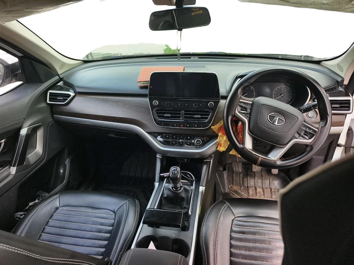 2022 Tata Harrier XT 2.0L KRYOTEC, Diesel, Manual, 84,021 km, interior
