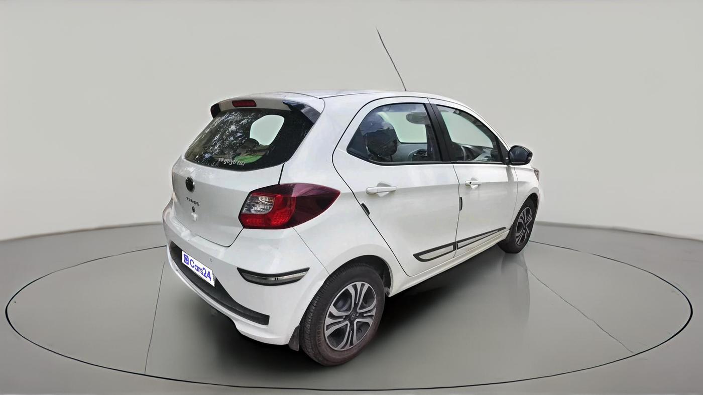 2024 Tata Tiago XTA PETROL, Petrol, Automatic, 4,785 km, exterior