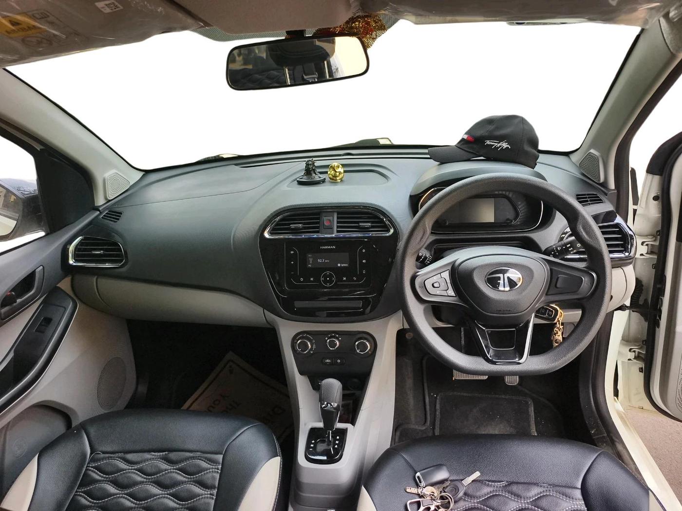 2024 Tata Tiago XTA PETROL, Petrol, Automatic, 4,785 km, interior