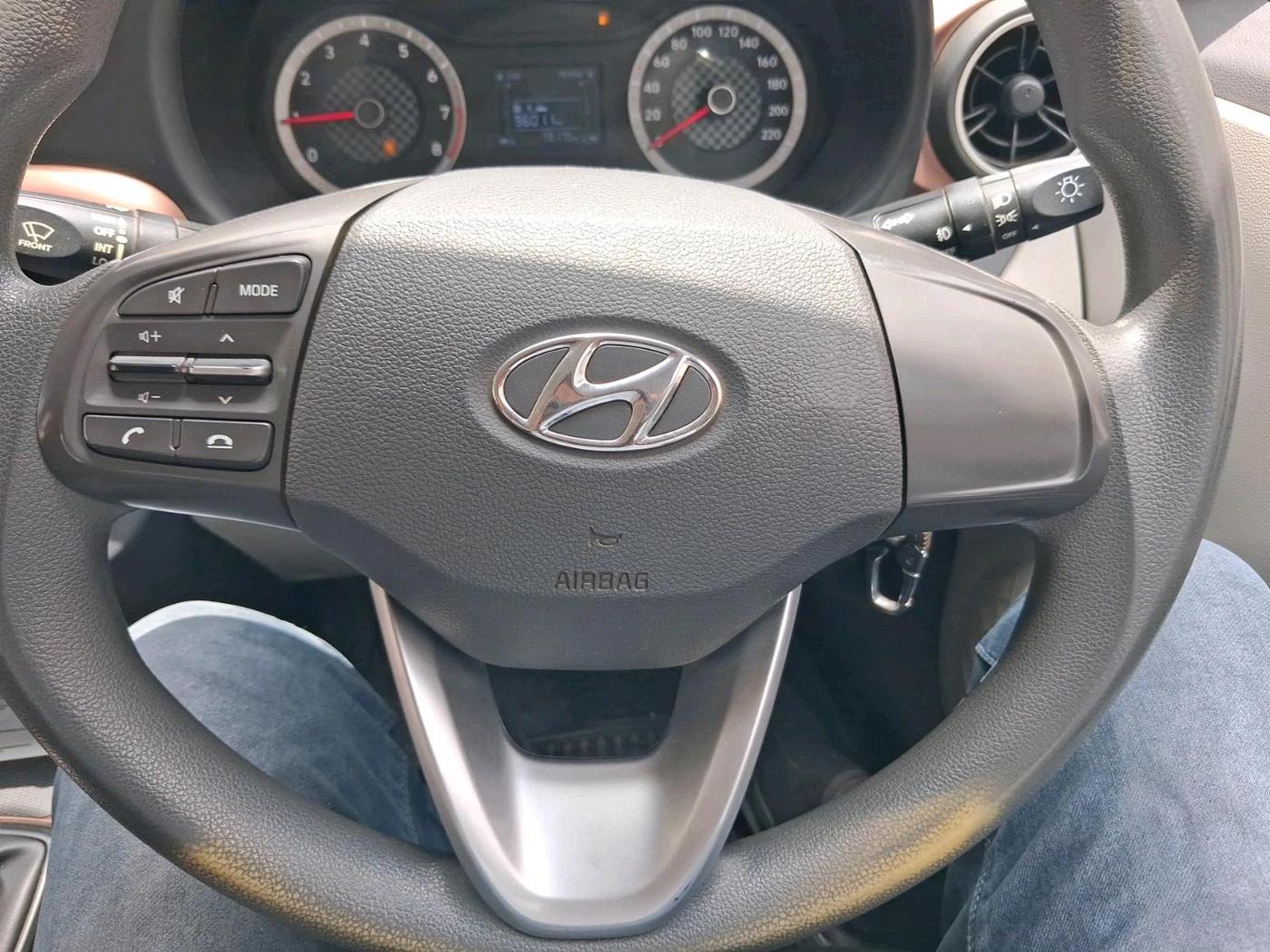 2022 Hyundai AURA S 1.2 CNG, CNG, Manual, 73,175 km, interior