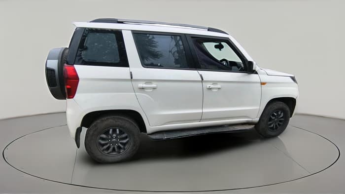2017 Mahindra TUV300 T10, Diesel, Manual, 67,297 km, exterior