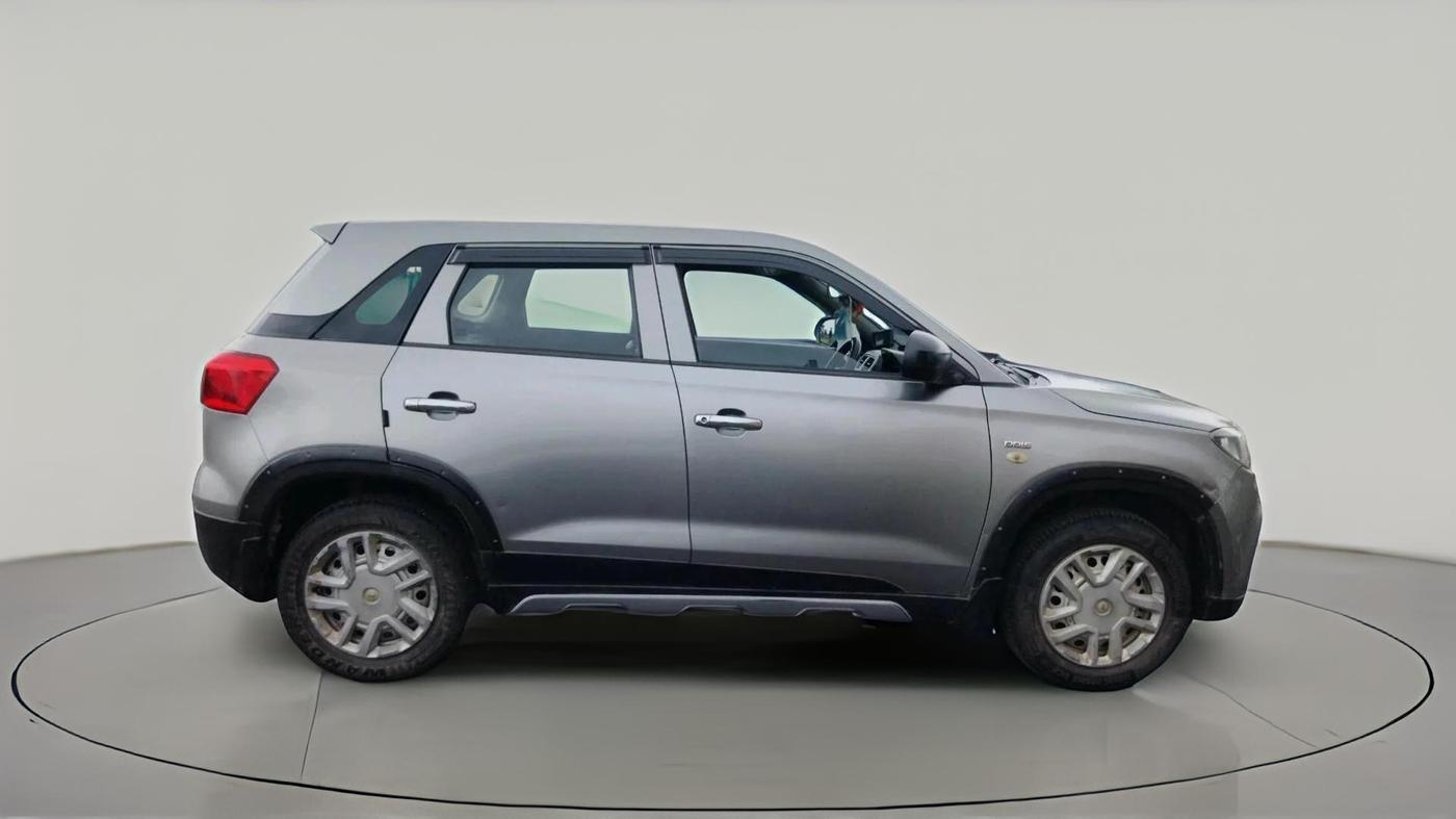 2017 Maruti Vitara Brezza LDI (O), Diesel, Manual, 1,75,746 km, exterior