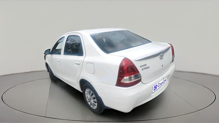 2015 Toyota Etios VD, Diesel, Manual, 1,20,205 km, exterior
