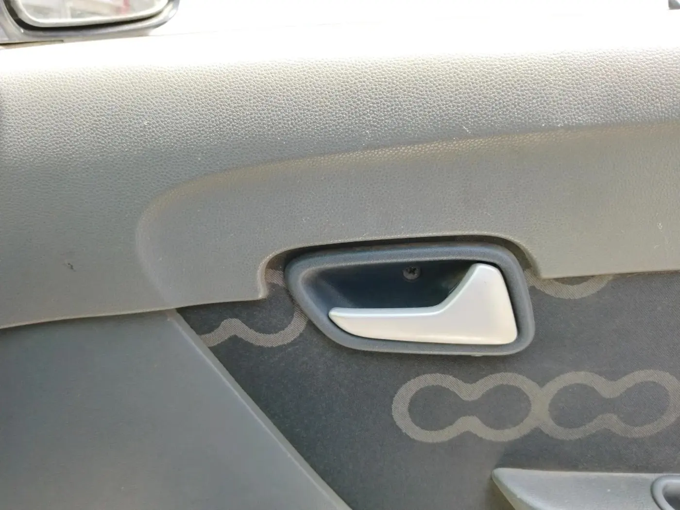 2013 Maruti Alto 800 LXI, CNG, Manual, 1,18,386 km, interior